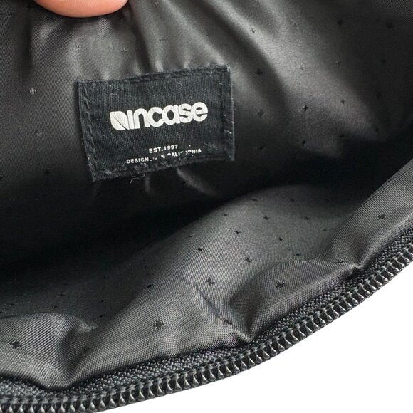 Incase Black Sleeve Case for 13” MacBook Laptop - Picture 5 of 7